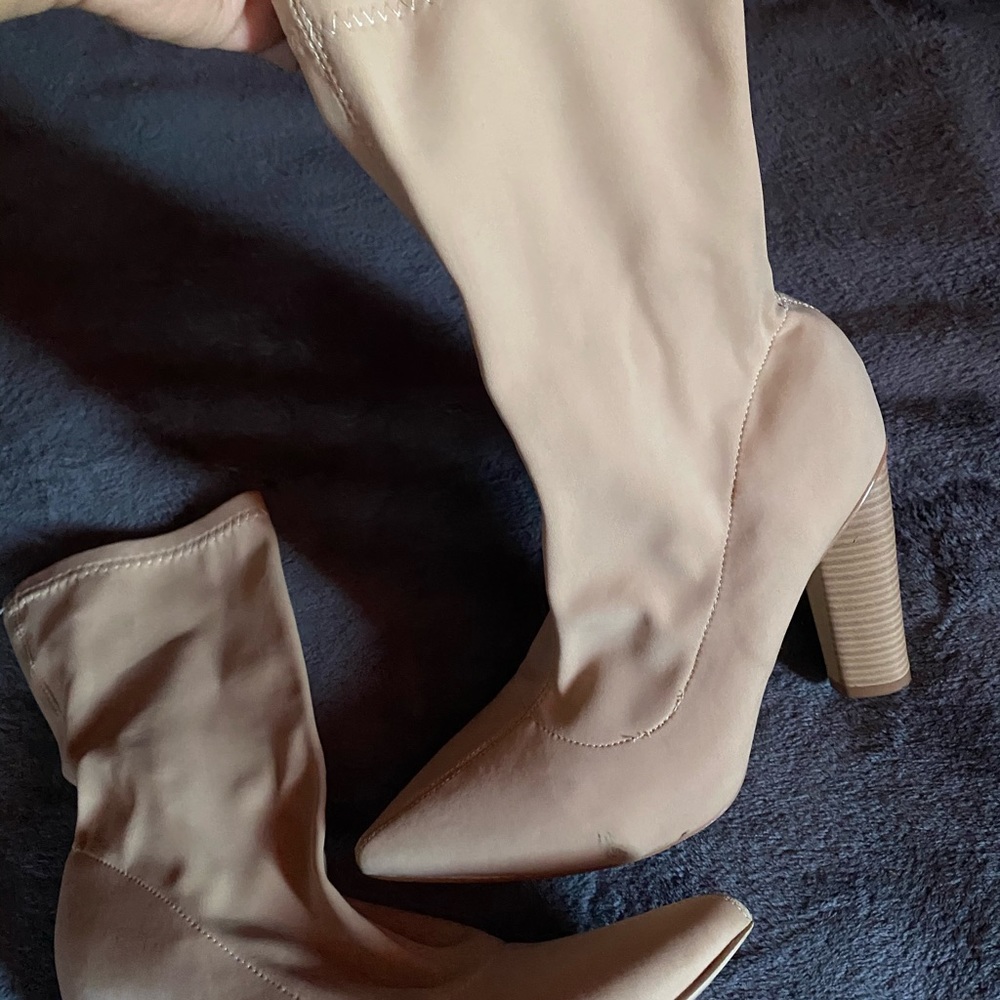 Booties - Picture 4 of 4